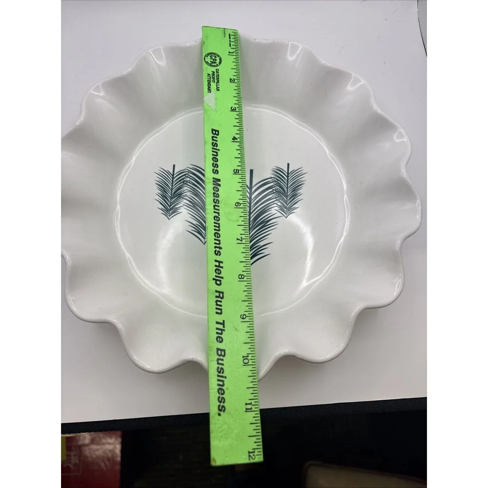 Crofton~2021~Ceramic Pie Dish Ruffled Edge~White w‎ Green Pine Tree Design~Aldi
